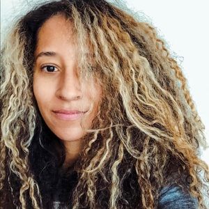 Meet your Posher, Monika